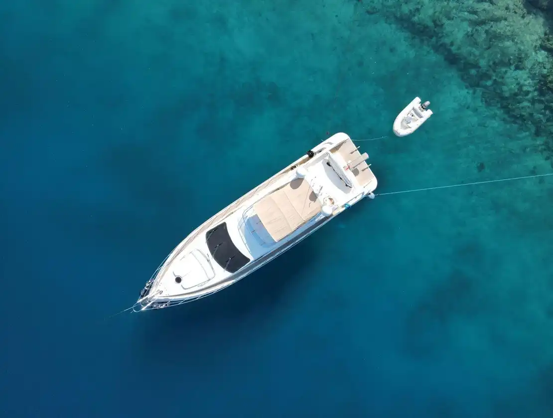 Antalya Yacht Rental 23m Azimut 62 Fly